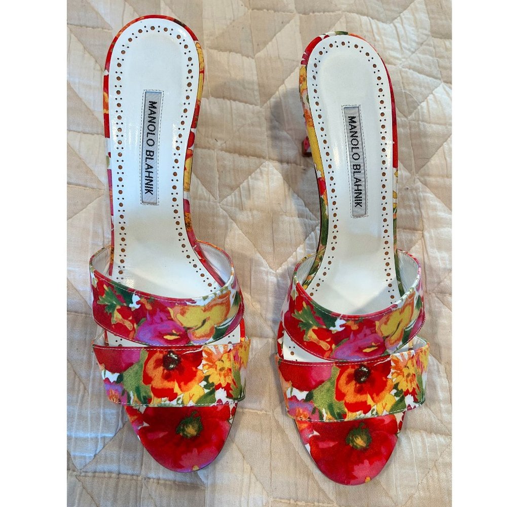 Manolo Blahnik Floral sandals